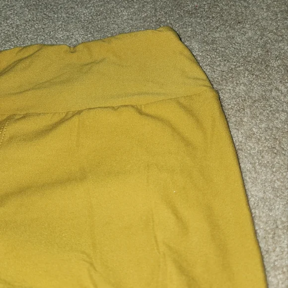 Mustard leggings - Picture 3 of 4